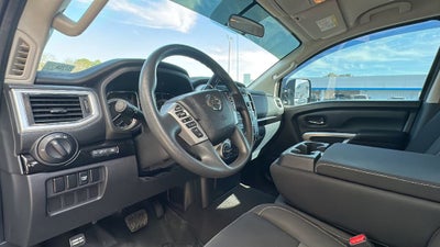 2017 Nissan Titan XD SV