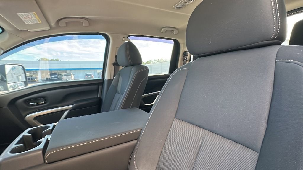 2017 Nissan Titan XD SV