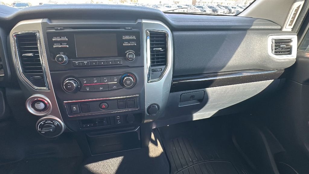 2017 Nissan Titan XD SV