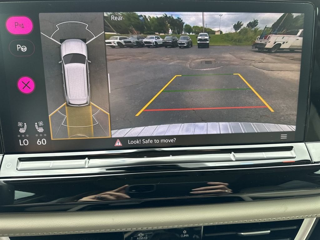 2024 Volkswagen Atlas 2.0T SEL Premium R-Line