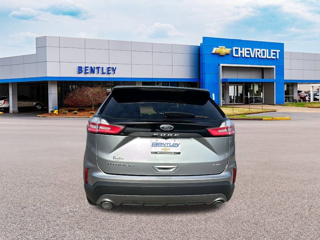 2024 Ford Edge Titanium