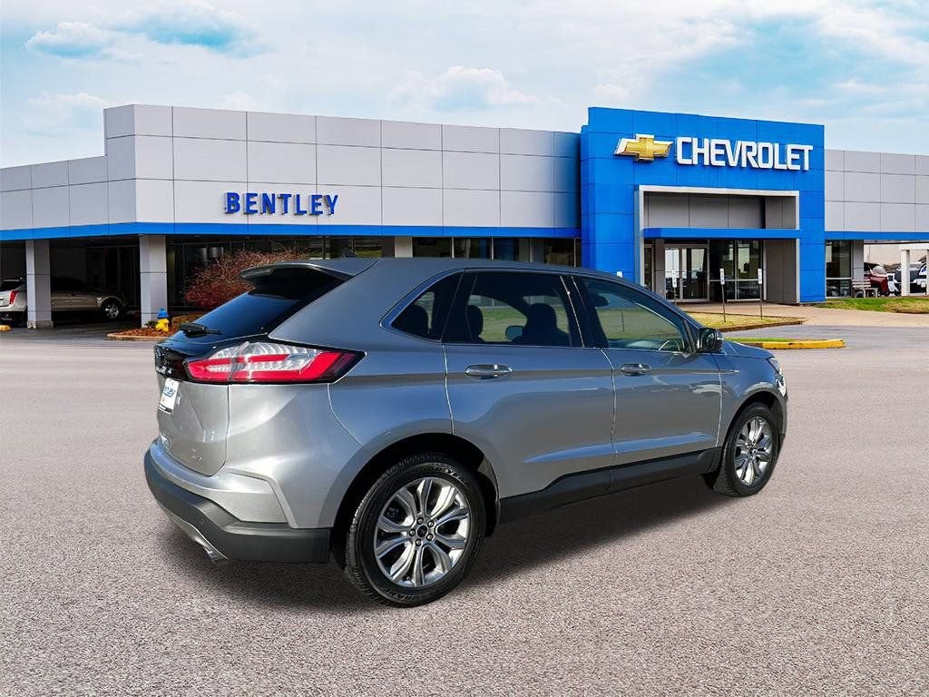 2023 Ford Edge Titanium