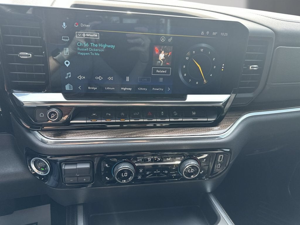 2025 Chevrolet Silverado 1500 RST