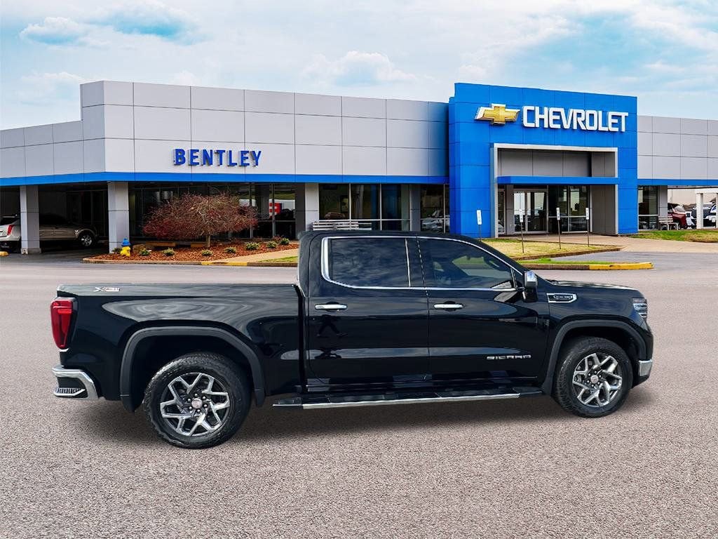 2023 GMC Sierra 1500 SLT