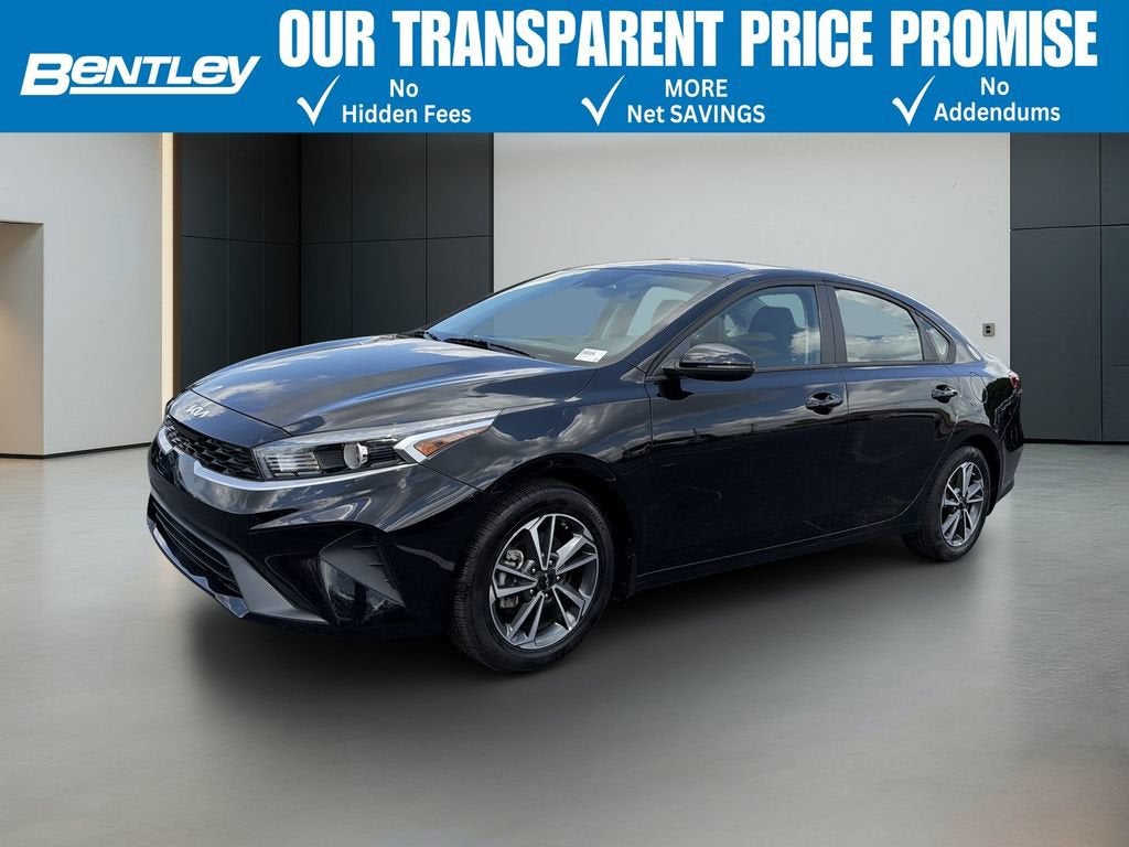 2023 Kia Forte LXS
