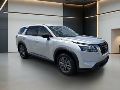 2023 Nissan Pathfinder S