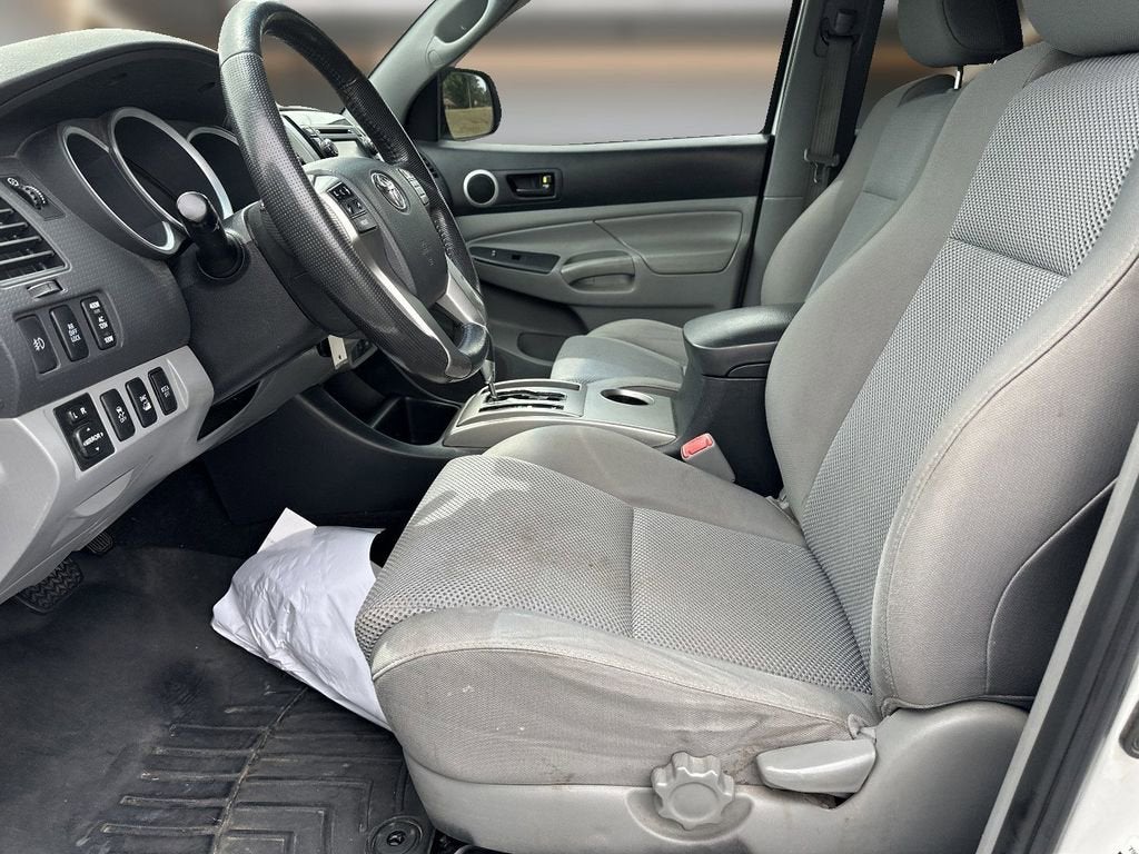 2013 Toyota Tacoma 4WD Double Cab V6 MT (Natl)