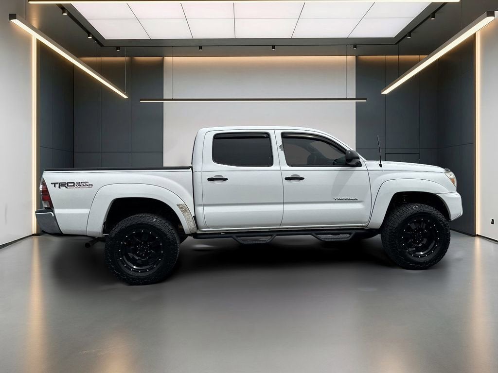 2013 Toyota Tacoma 4WD Double Cab V6 MT (Natl)