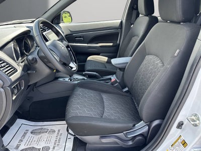 2025 Mitsubishi Outlander Sport S