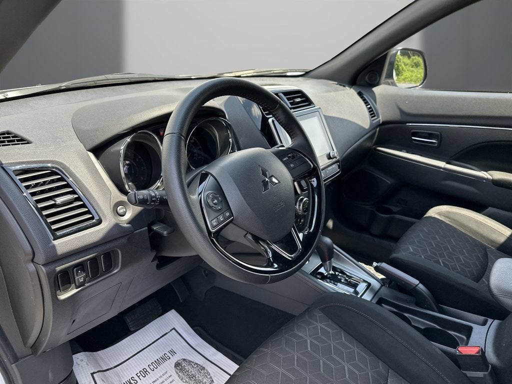2025 Mitsubishi Outlander Sport S