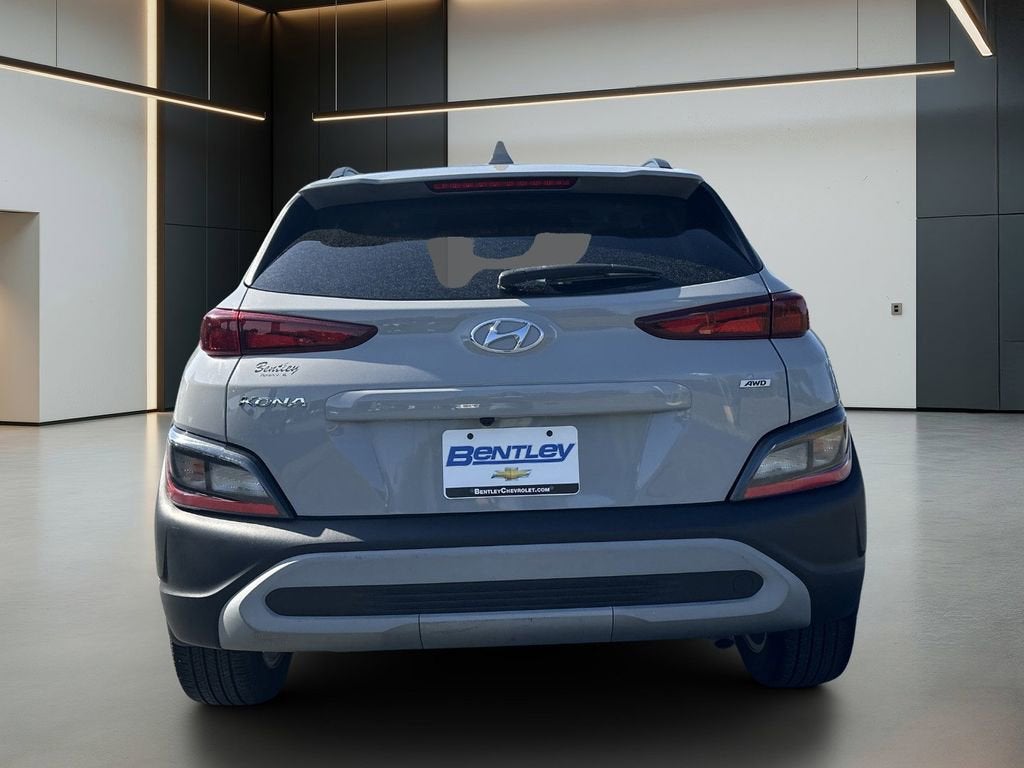 2023 Hyundai KONA SEL