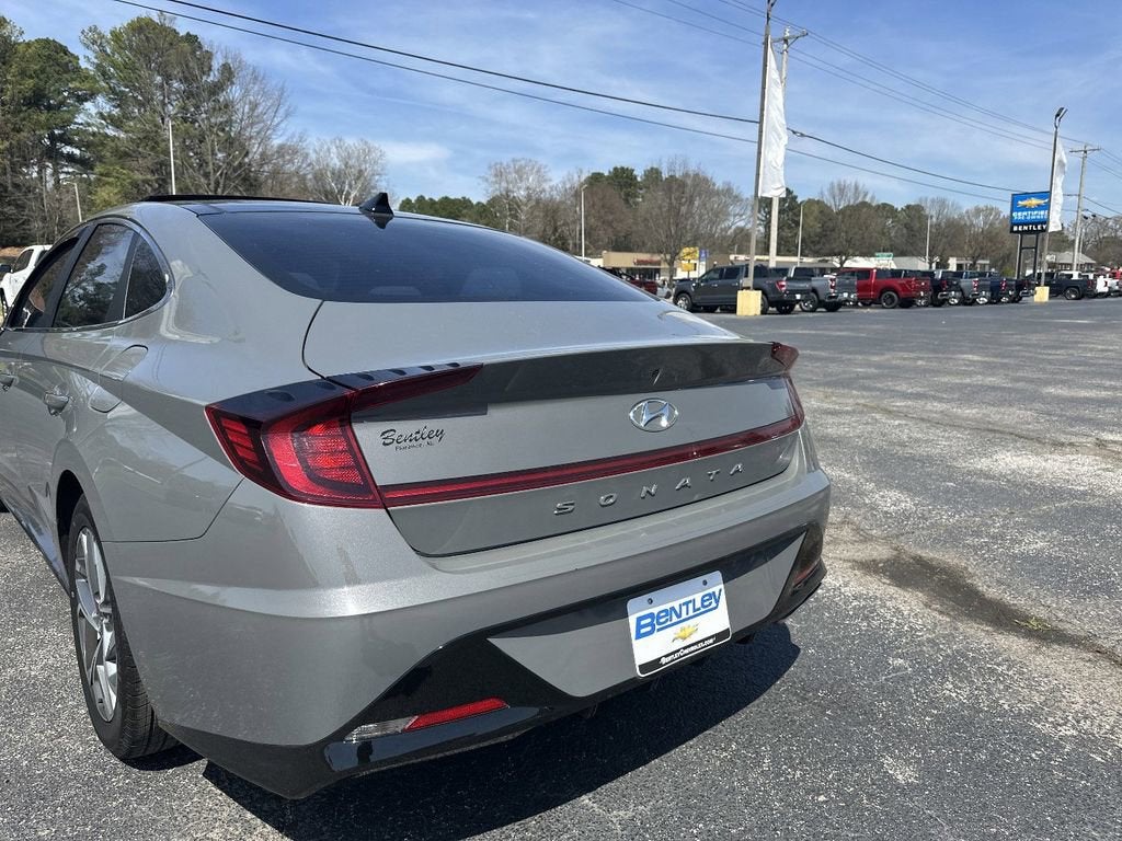 2023 Hyundai SONATA SEL