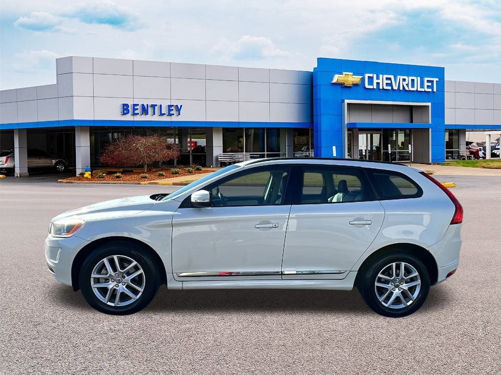 2017 Volvo XC60 T5 FWD