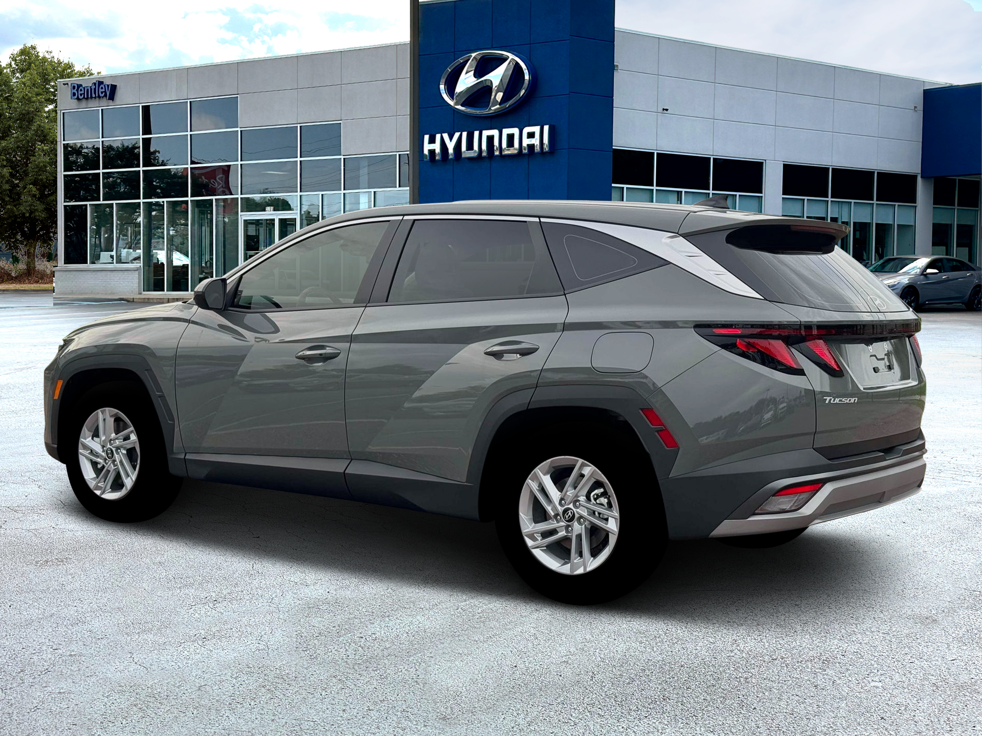 2026 Hyundai TUCSON SE FWD