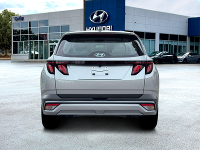 2026 Hyundai TUCSON SE FWD