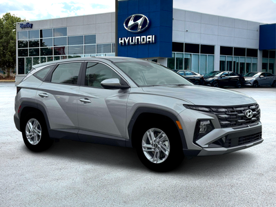 2026 Hyundai TUCSON SE FWD