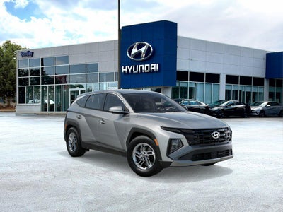 2026 Hyundai TUCSON SE FWD