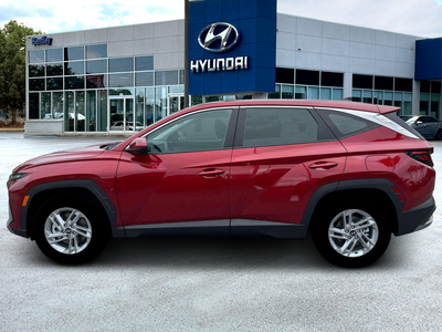 2026 Hyundai TUCSON SE FWD