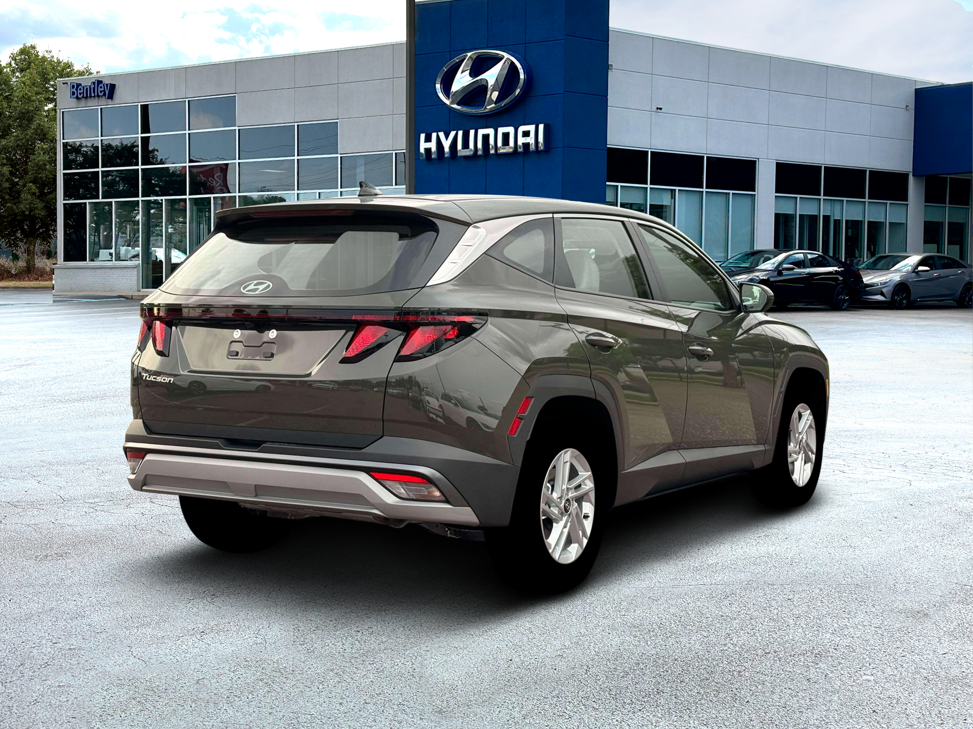 2026 Hyundai TUCSON SE FWD