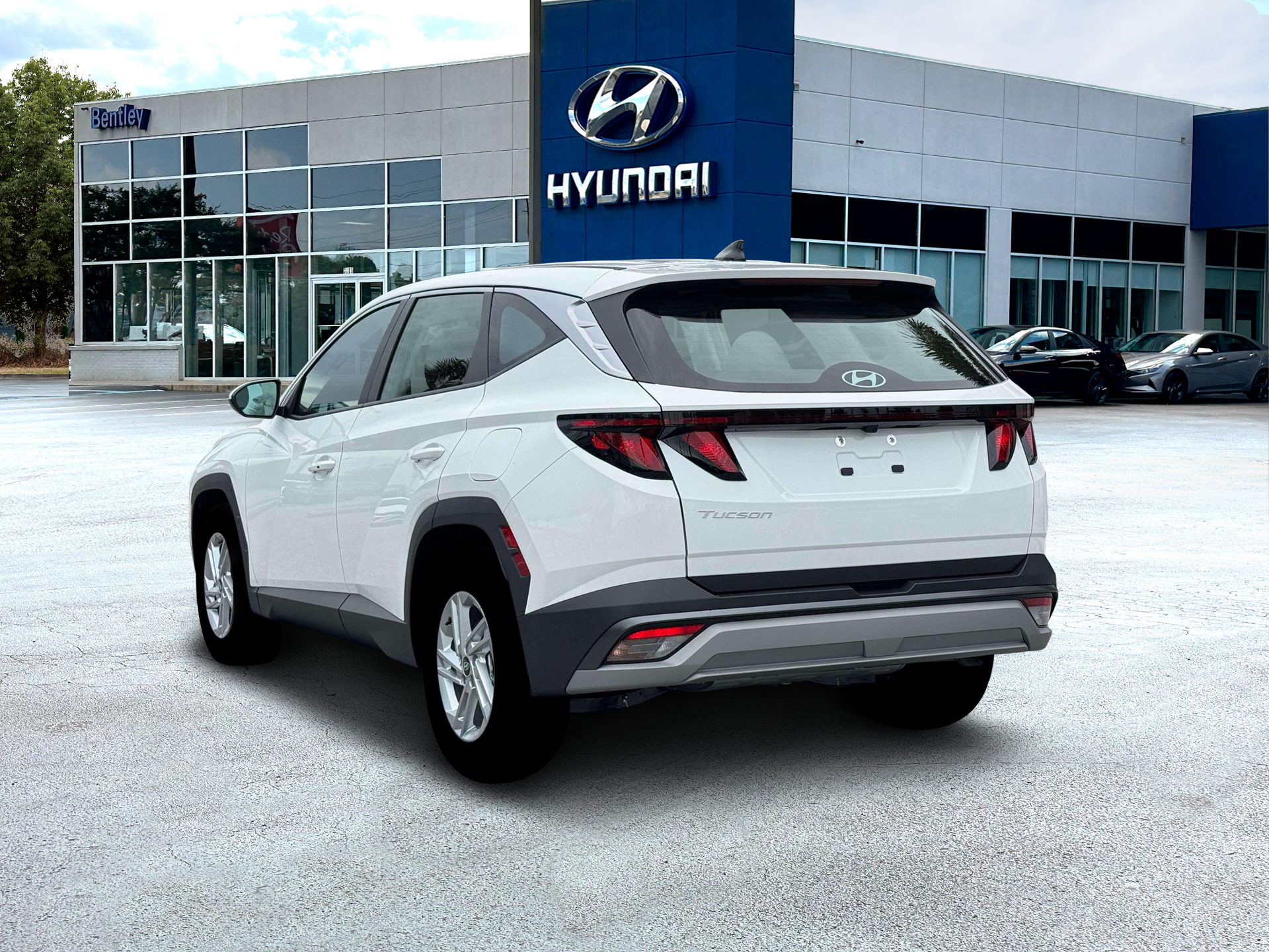 2026 Hyundai TUCSON SE FWD