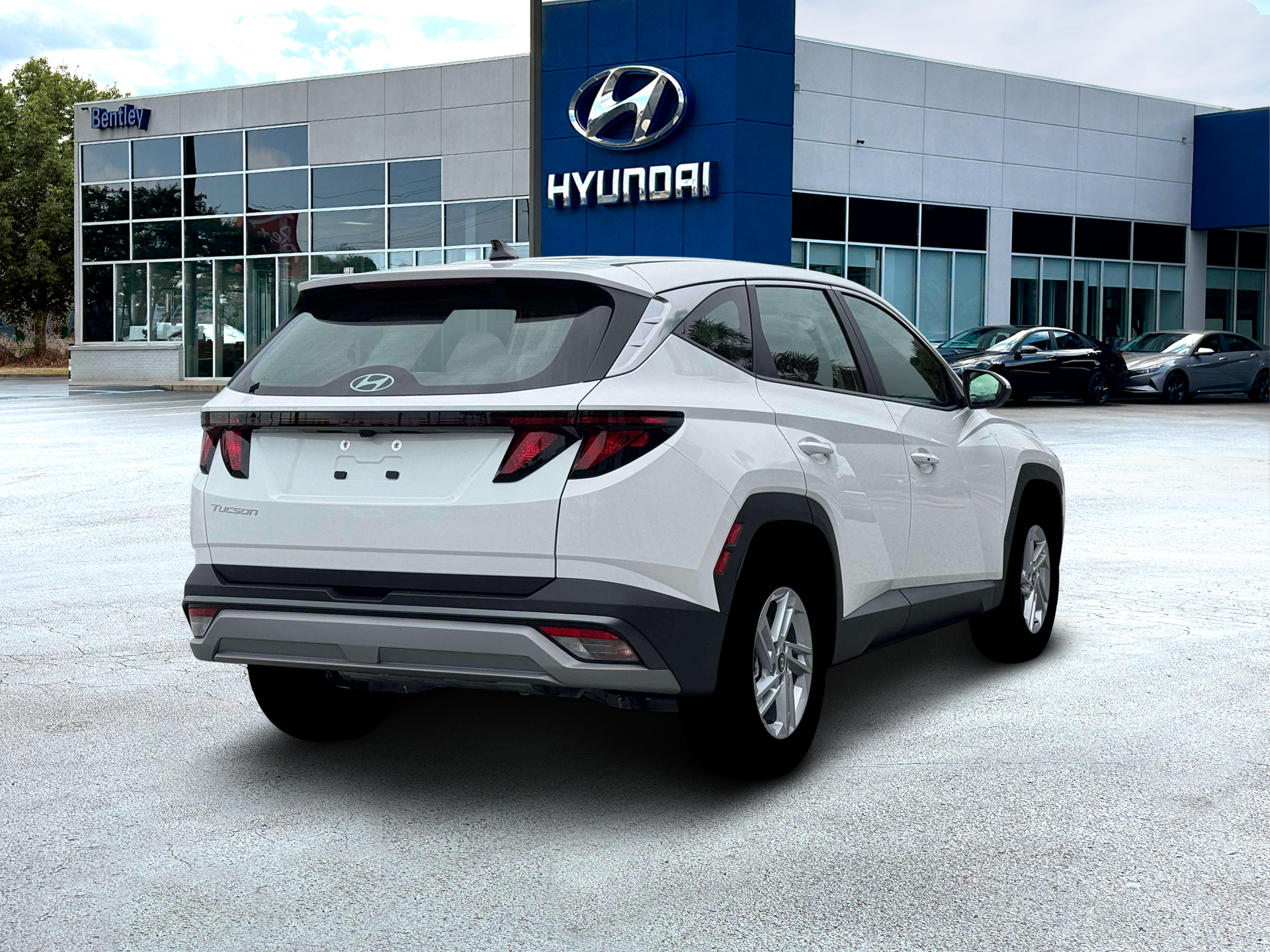 2026 Hyundai TUCSON SE FWD