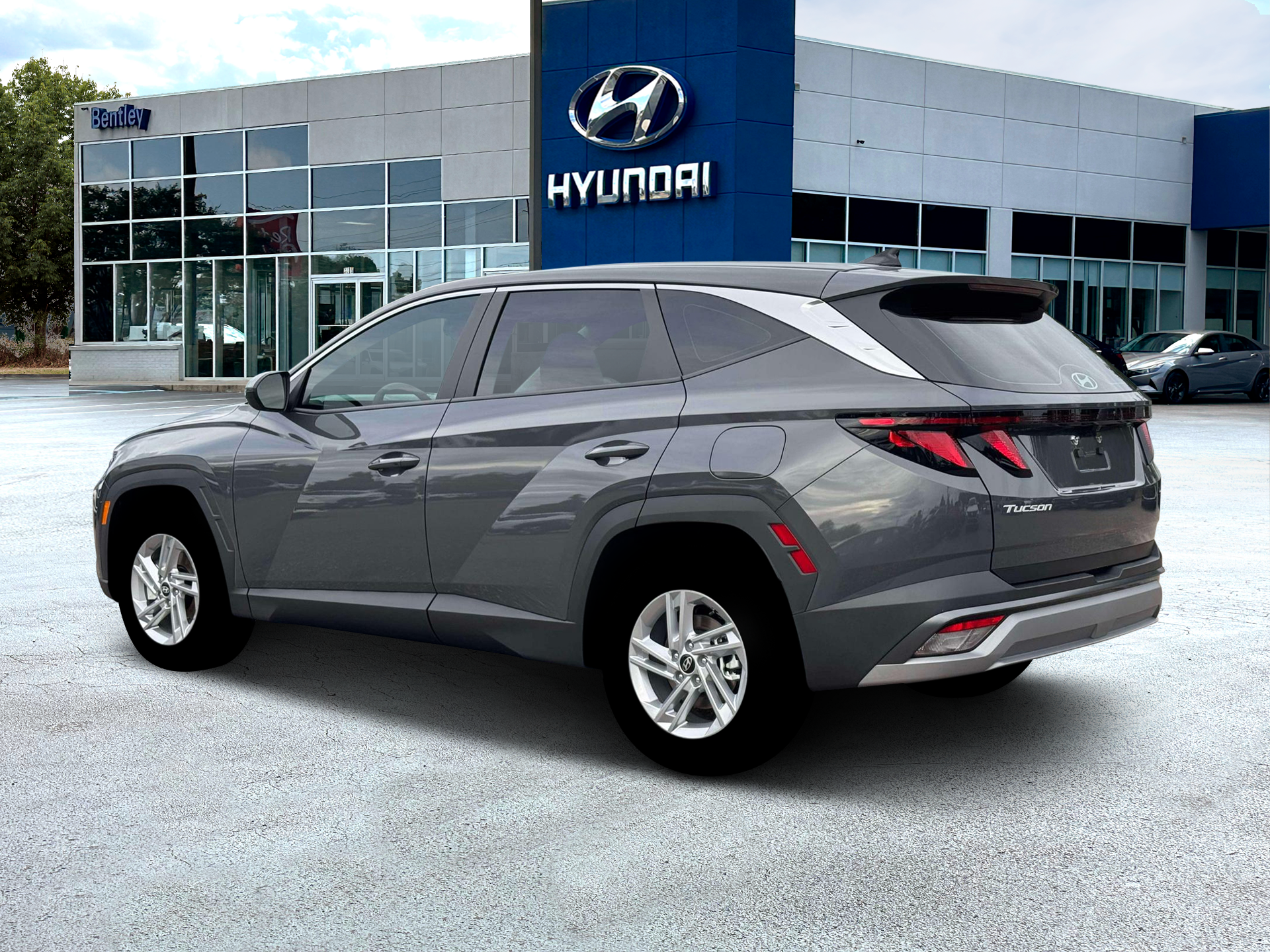 2026 Hyundai TUCSON SE FWD