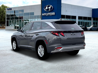 2026 Hyundai TUCSON SE FWD