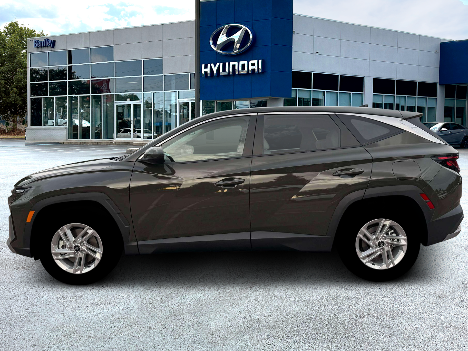 2026 Hyundai TUCSON SE FWD