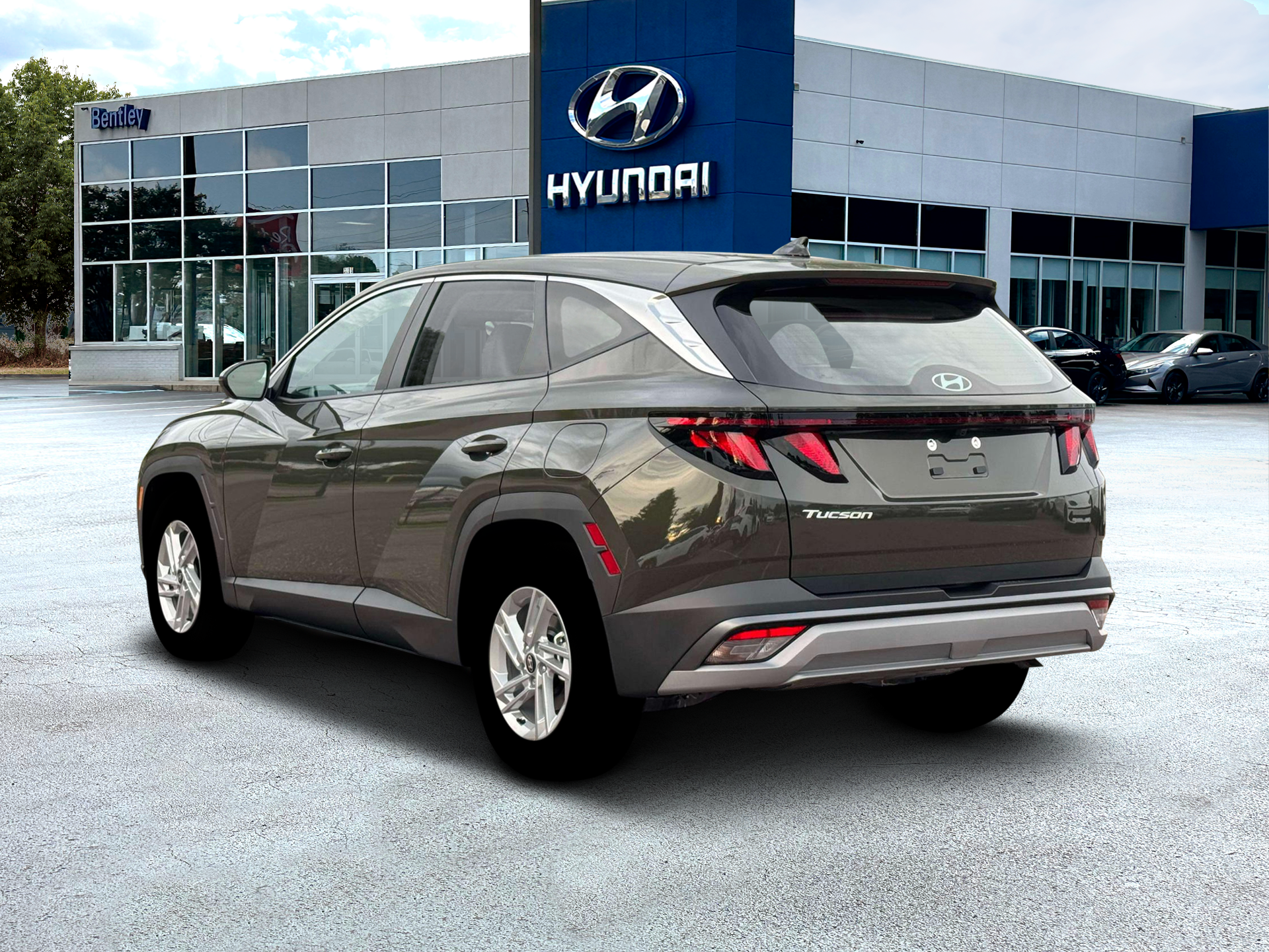 2026 Hyundai TUCSON SE FWD