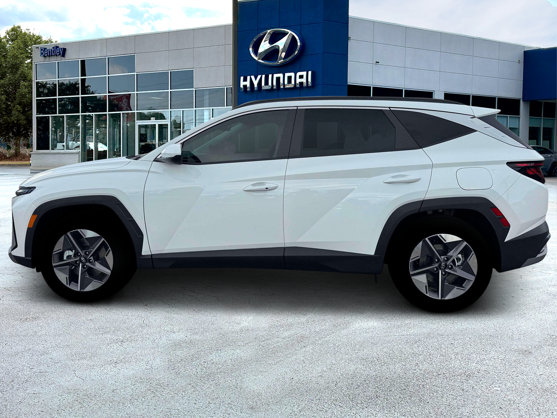 2026 Hyundai TUCSON SEL FWD
