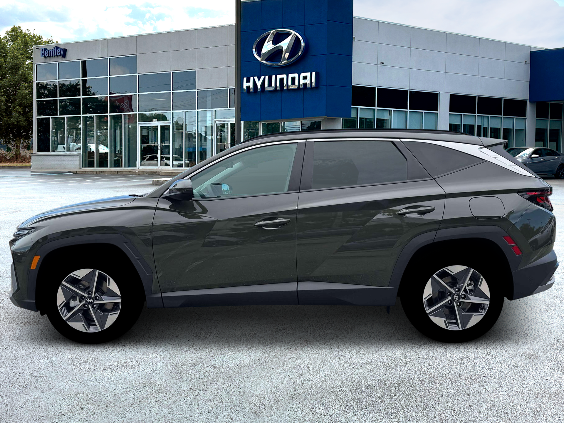 2026 Hyundai TUCSON SEL FWD
