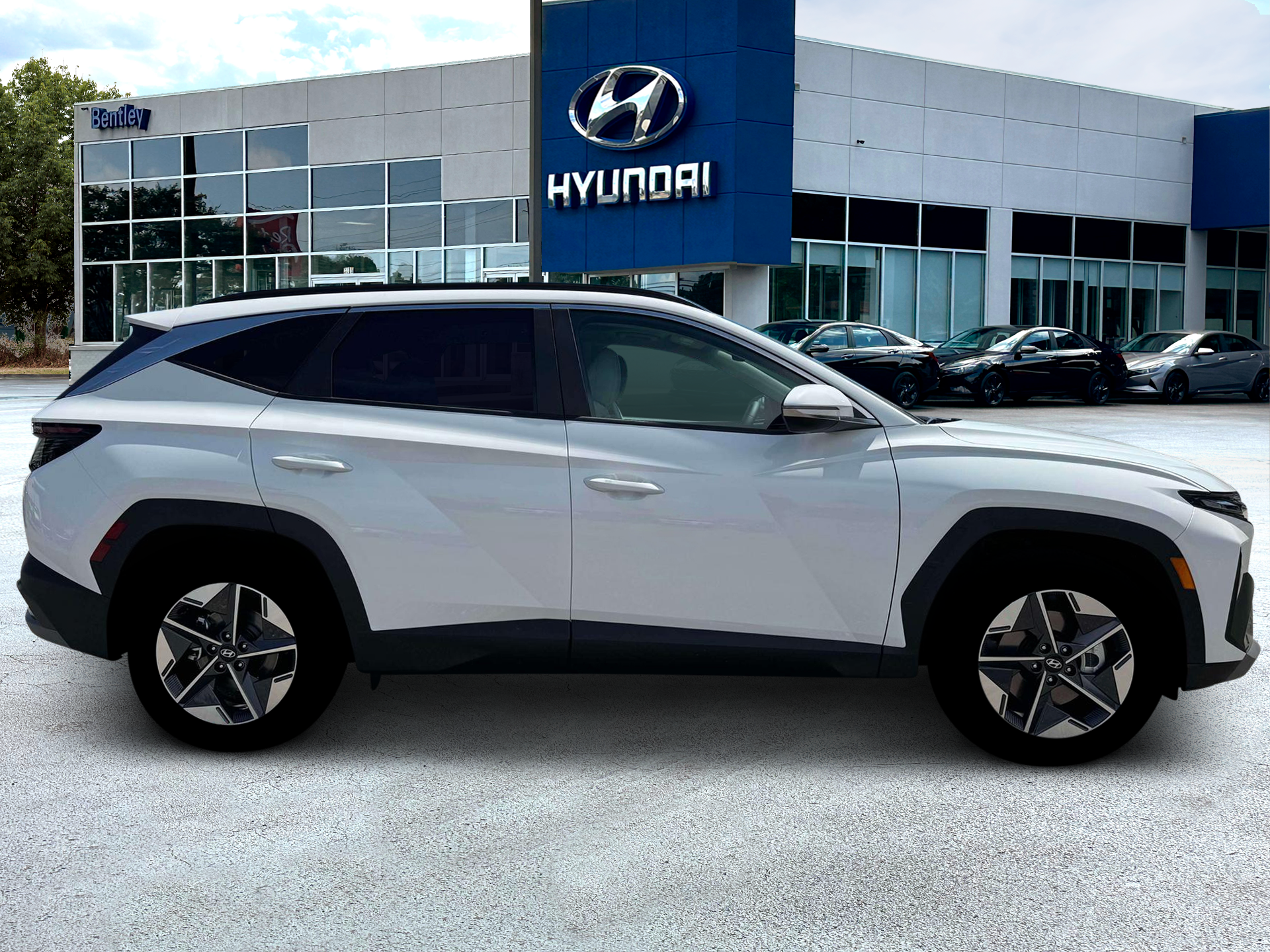 2026 Hyundai TUCSON SEL Premium FWD