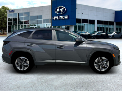 2026 Hyundai TUCSON SEL Premium FWD