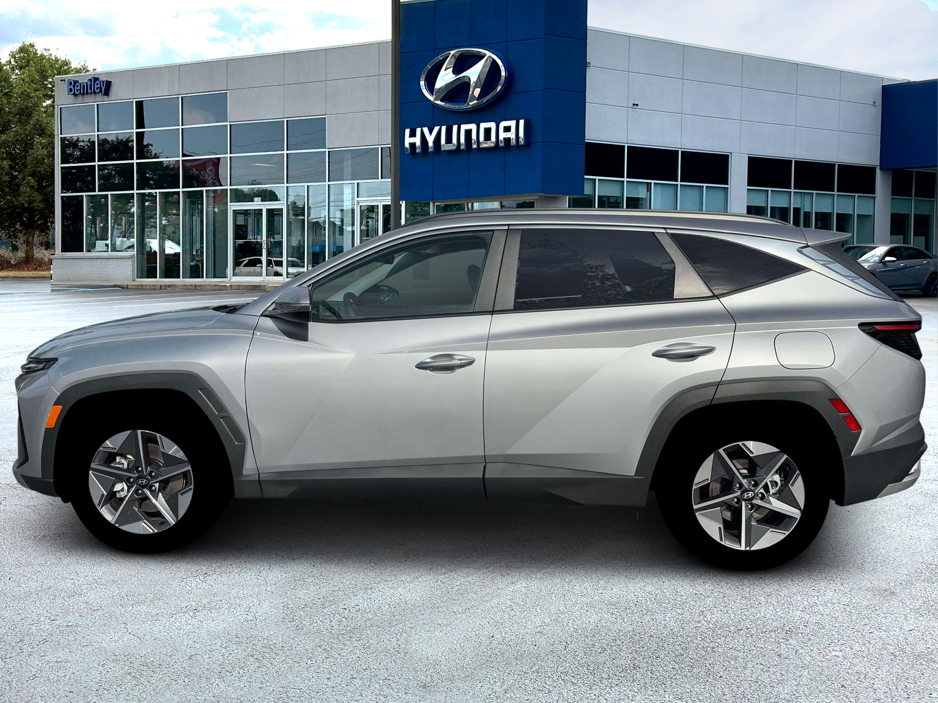 2026 Hyundai TUCSON SEL Premium FWD