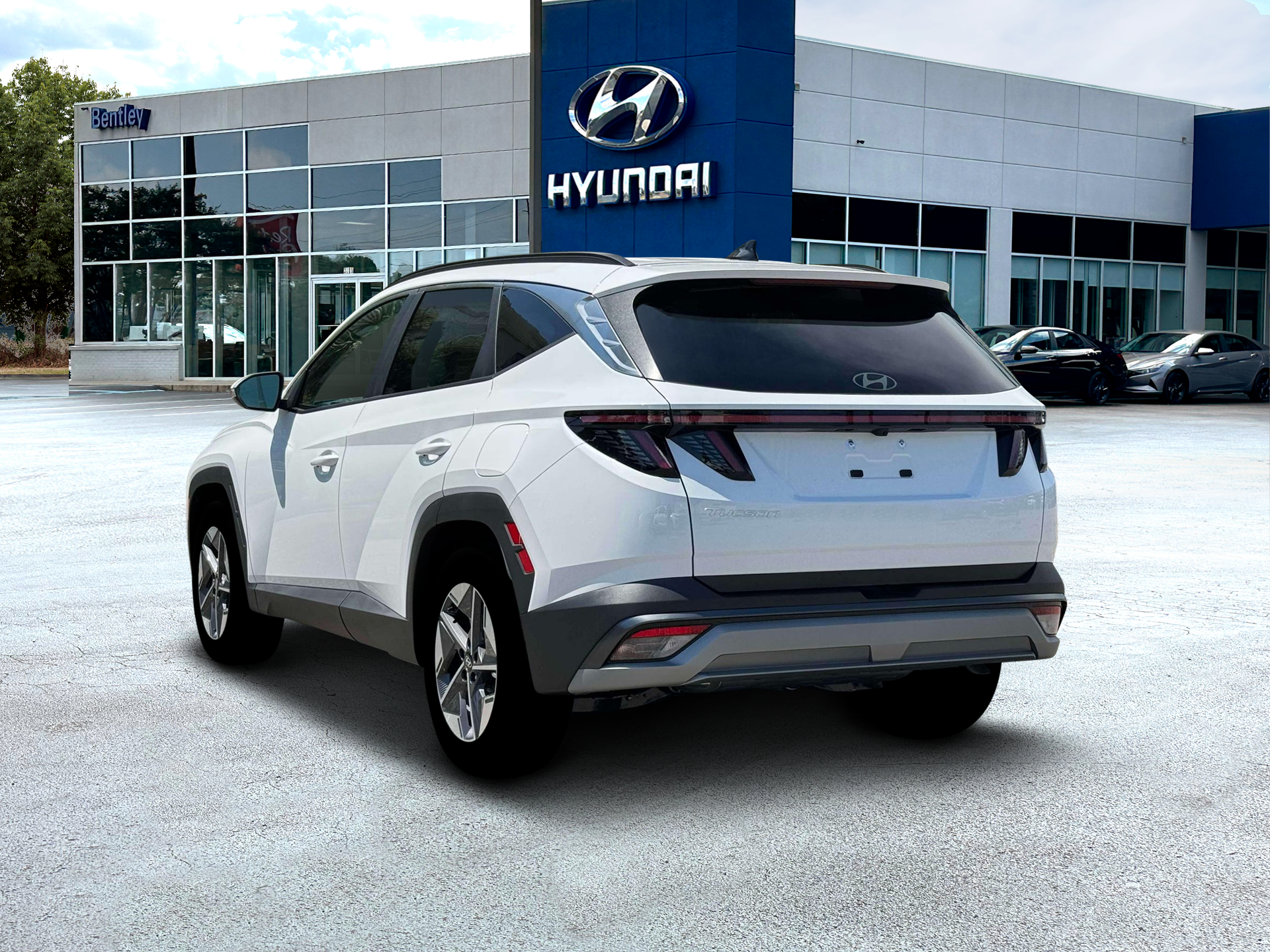 2026 Hyundai TUCSON SEL Premium FWD