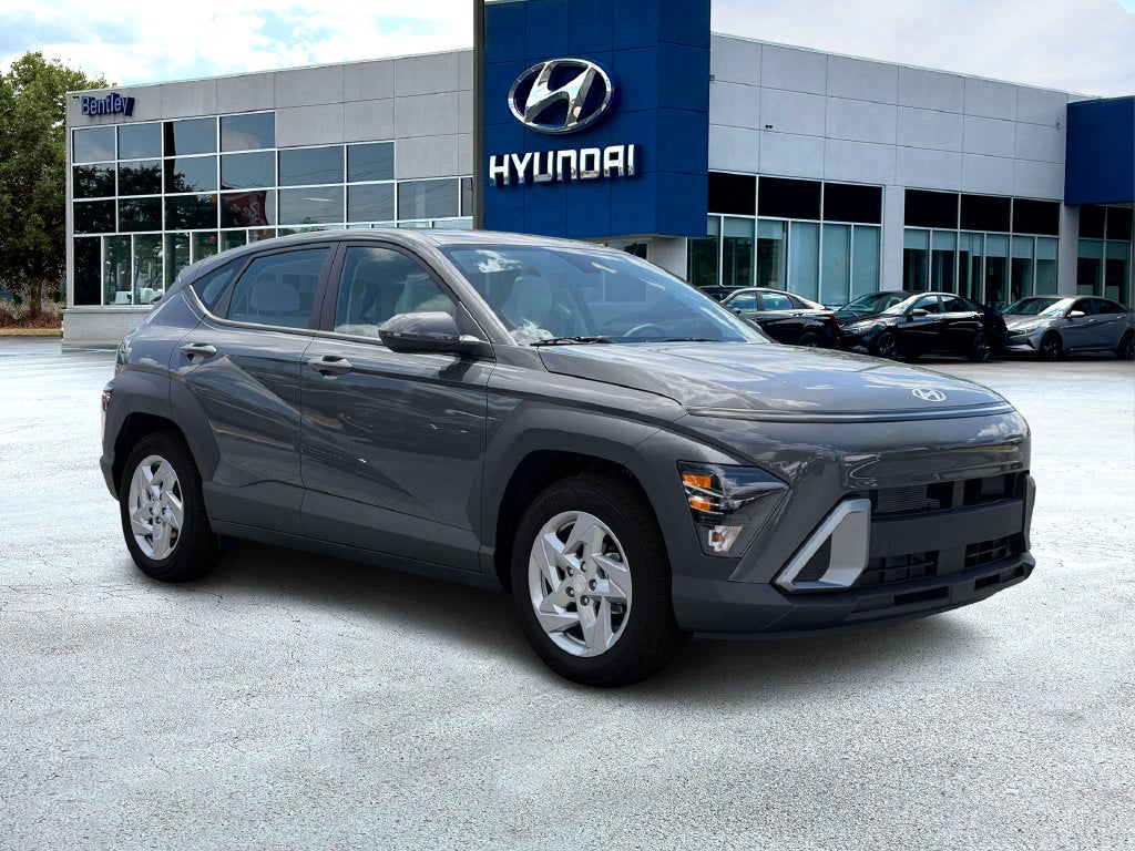 2027 Hyundai KONA SE