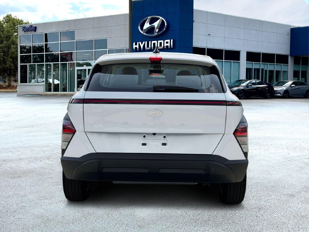 2027 Hyundai KONA SE