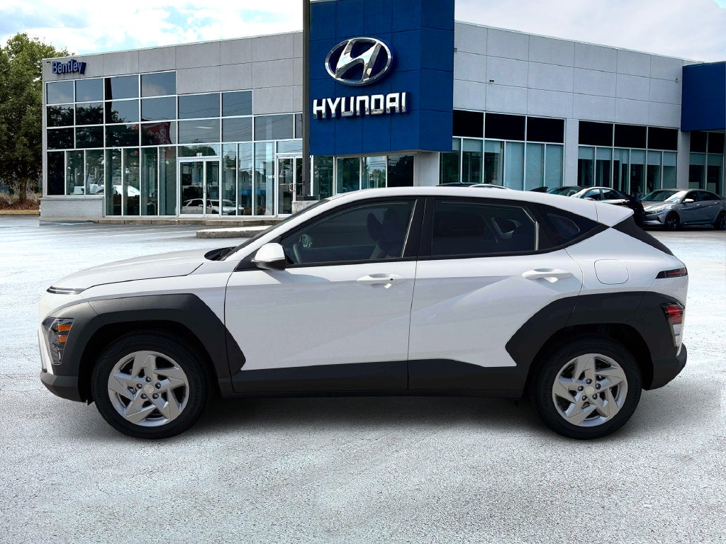 2027 Hyundai KONA SE