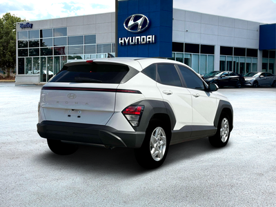 2026 Hyundai KONA SE FWD
