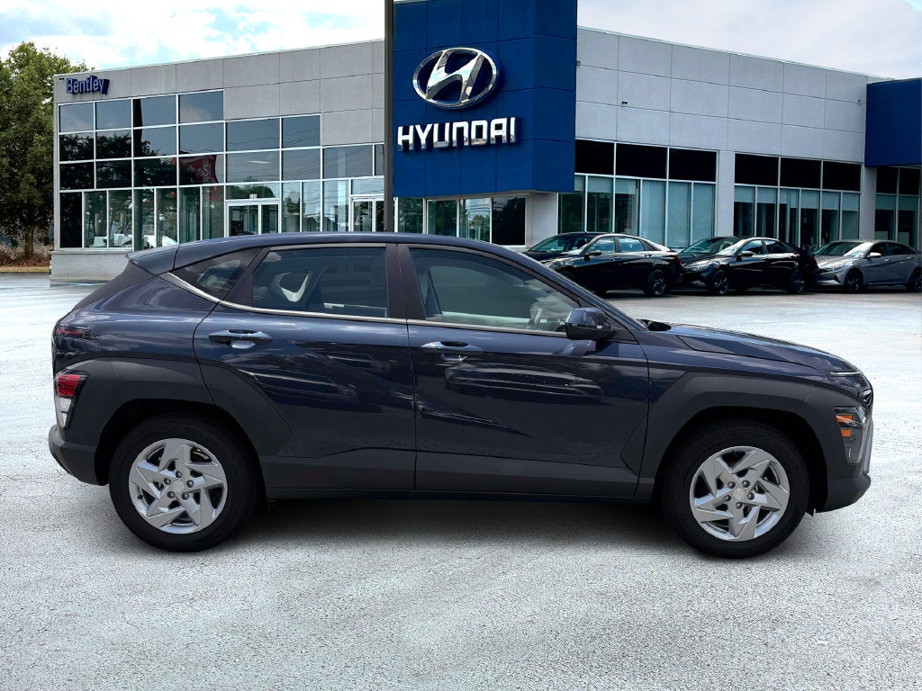 2027 Hyundai KONA SE