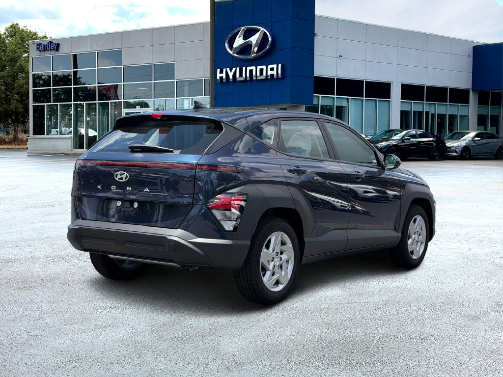 2027 Hyundai KONA SE