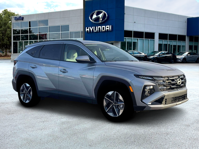 2026 Hyundai TUCSON HYBRID SEL AWD