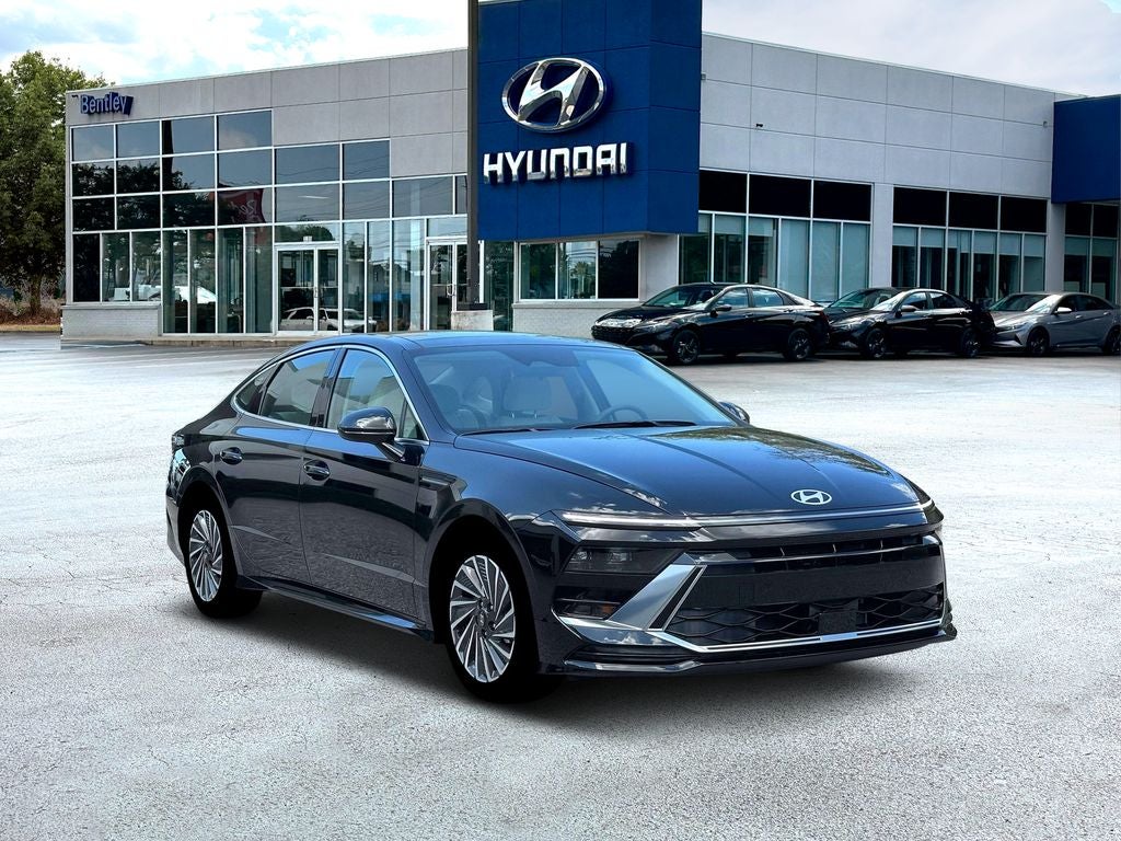 2026 Hyundai SONATA HYBRID SEL