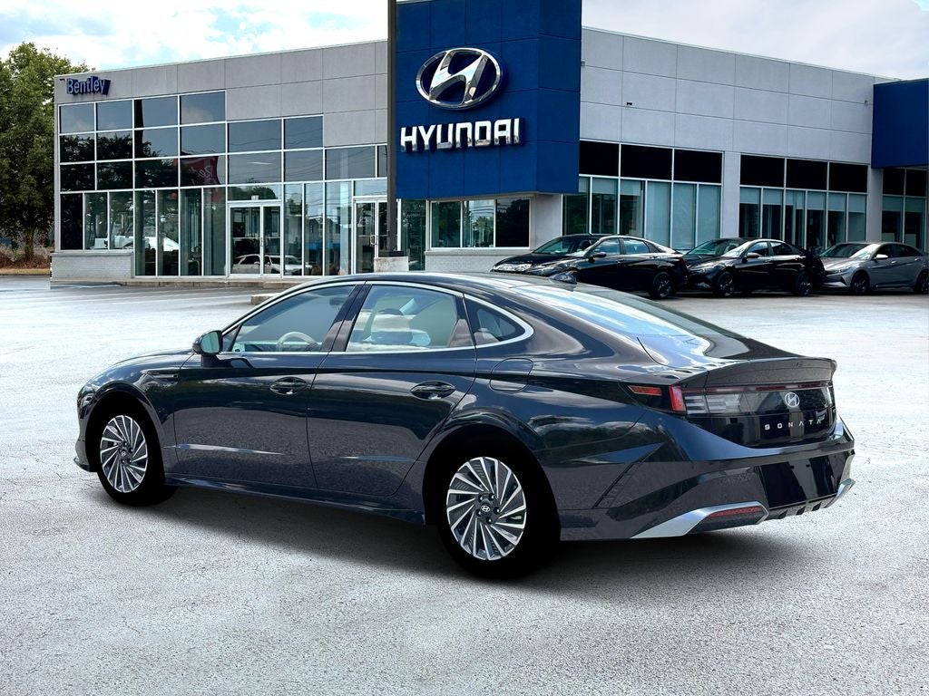 2026 Hyundai SONATA HYBRID SEL