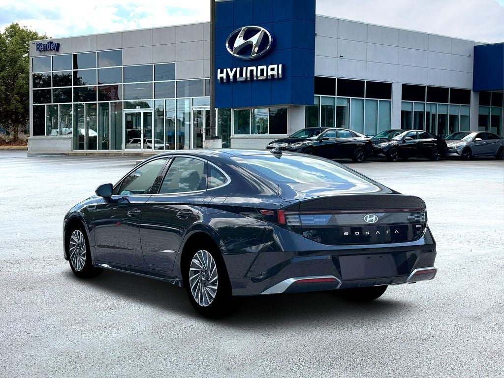 2026 Hyundai SONATA HYBRID SEL