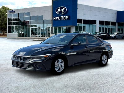 2026 Hyundai ELANTRA SE