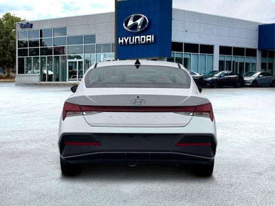 2026 Hyundai ELANTRA SE