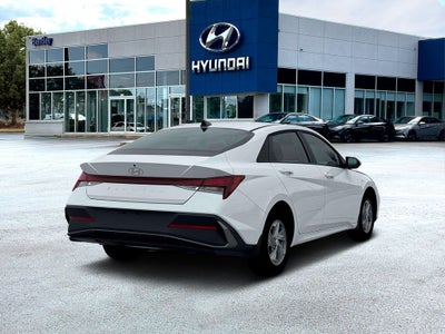 2026 Hyundai ELANTRA SE