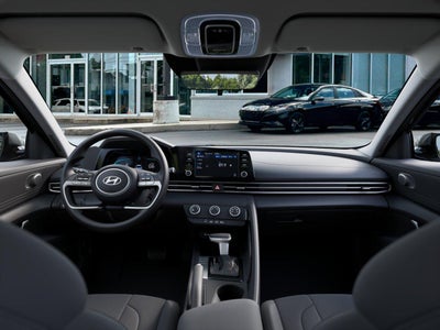 2026 Hyundai ELANTRA SE