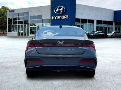 2026 Hyundai ELANTRA SE